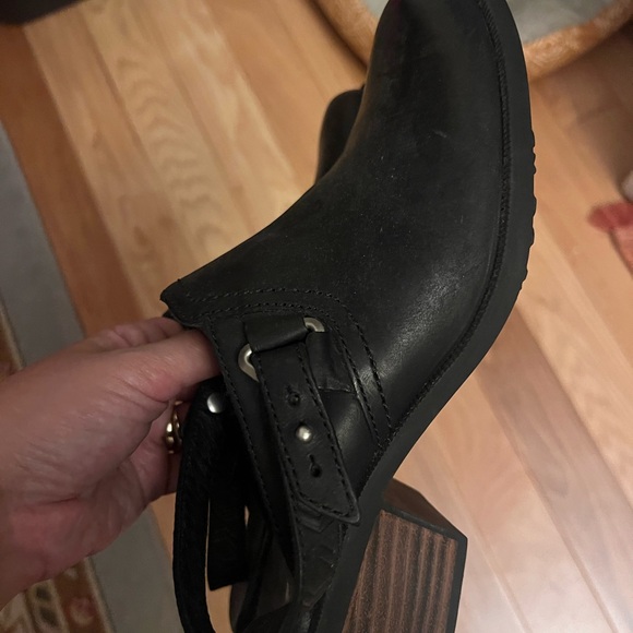 Teva strap clogs - Picture 2 of 3